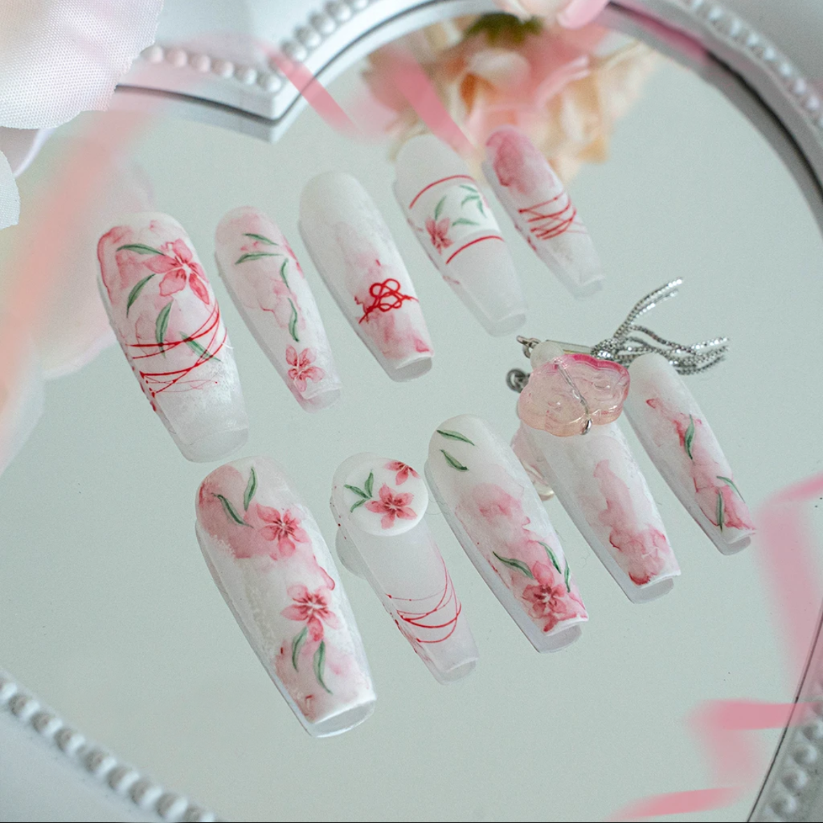 「Tender」10Pcs Handmade Press-on Nails, 3D Hand-Painted Reusable False Nails